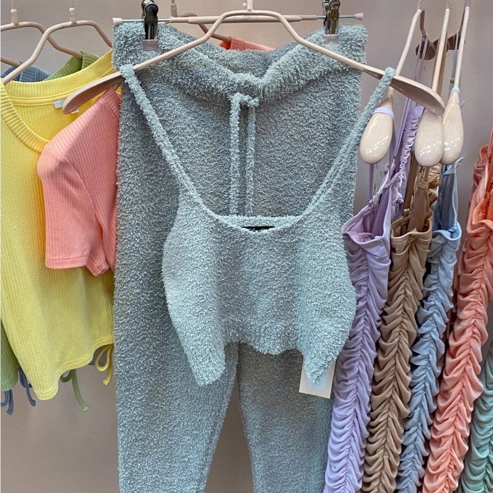 New very comfortable top and pants set - Picture 5 of 16